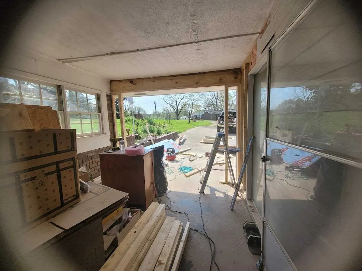 Air movers and dehumidifier for Drying & Dehumidification in Airway Heights